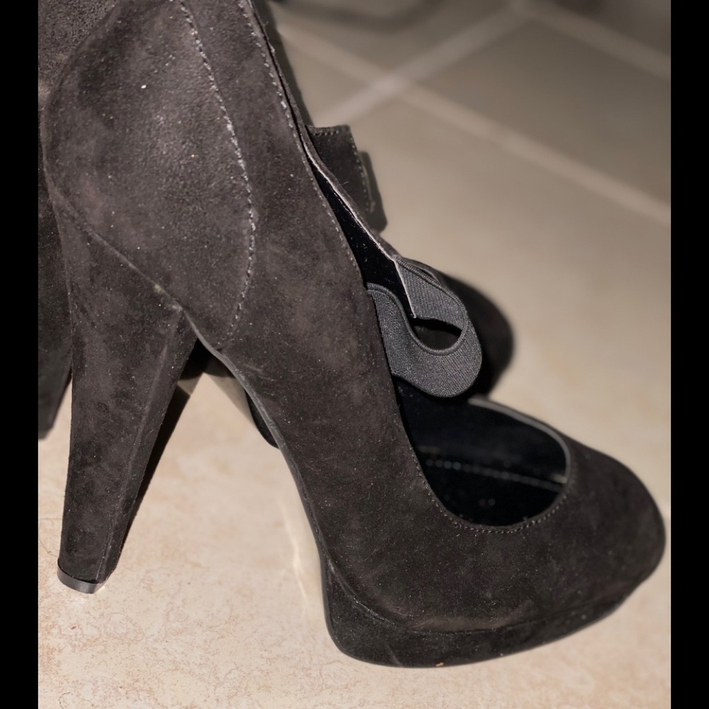 Black heels